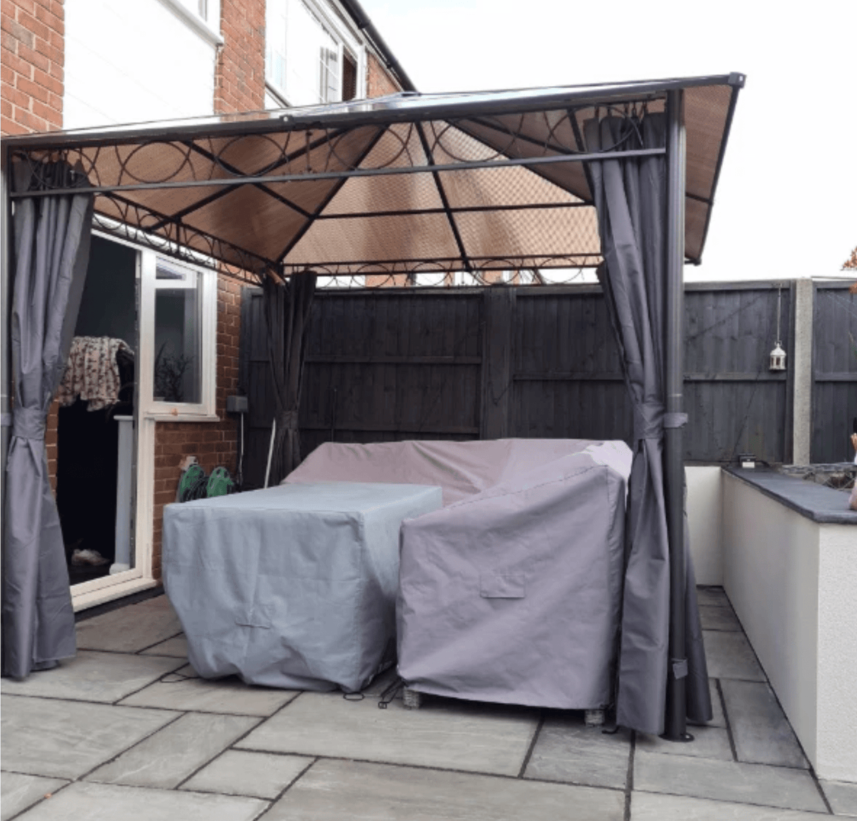 Grey 3 x 3m Hardtop Gazebo with UV Resistant Polycarbonate Roof - Trade Warehouse