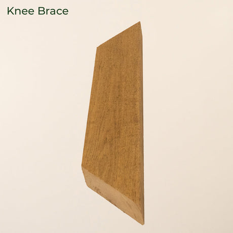 Oak Lean-To Pergola with Open Roof Design