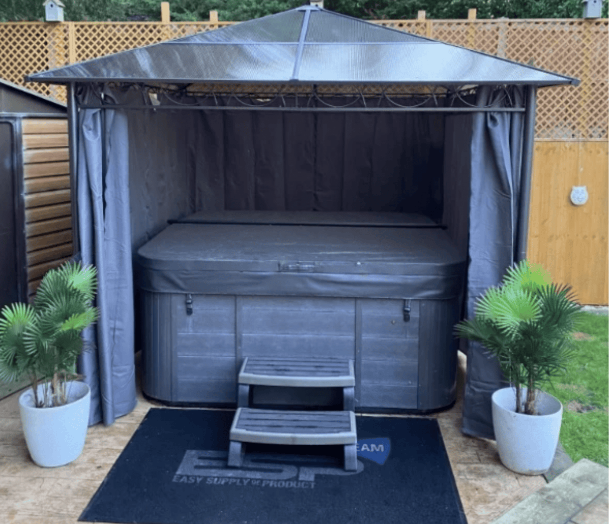 Grey 3 x 3m Hardtop Gazebo with UV Resistant Polycarbonate Roof - Trade Warehouse