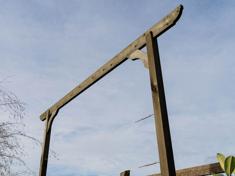 Screen Pergola, Plant Climbing Arbour - Corbel Sculpted Brace