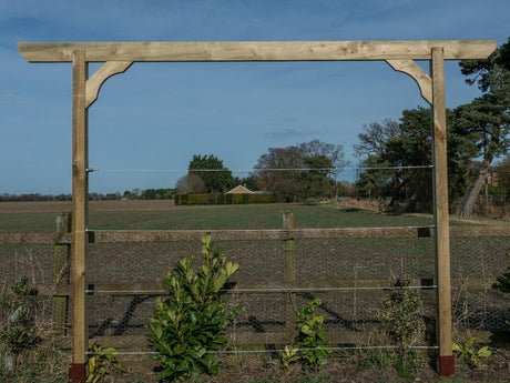 Screen Pergola, Plant Climbing Arbour - Chamfered Sculpted Brace